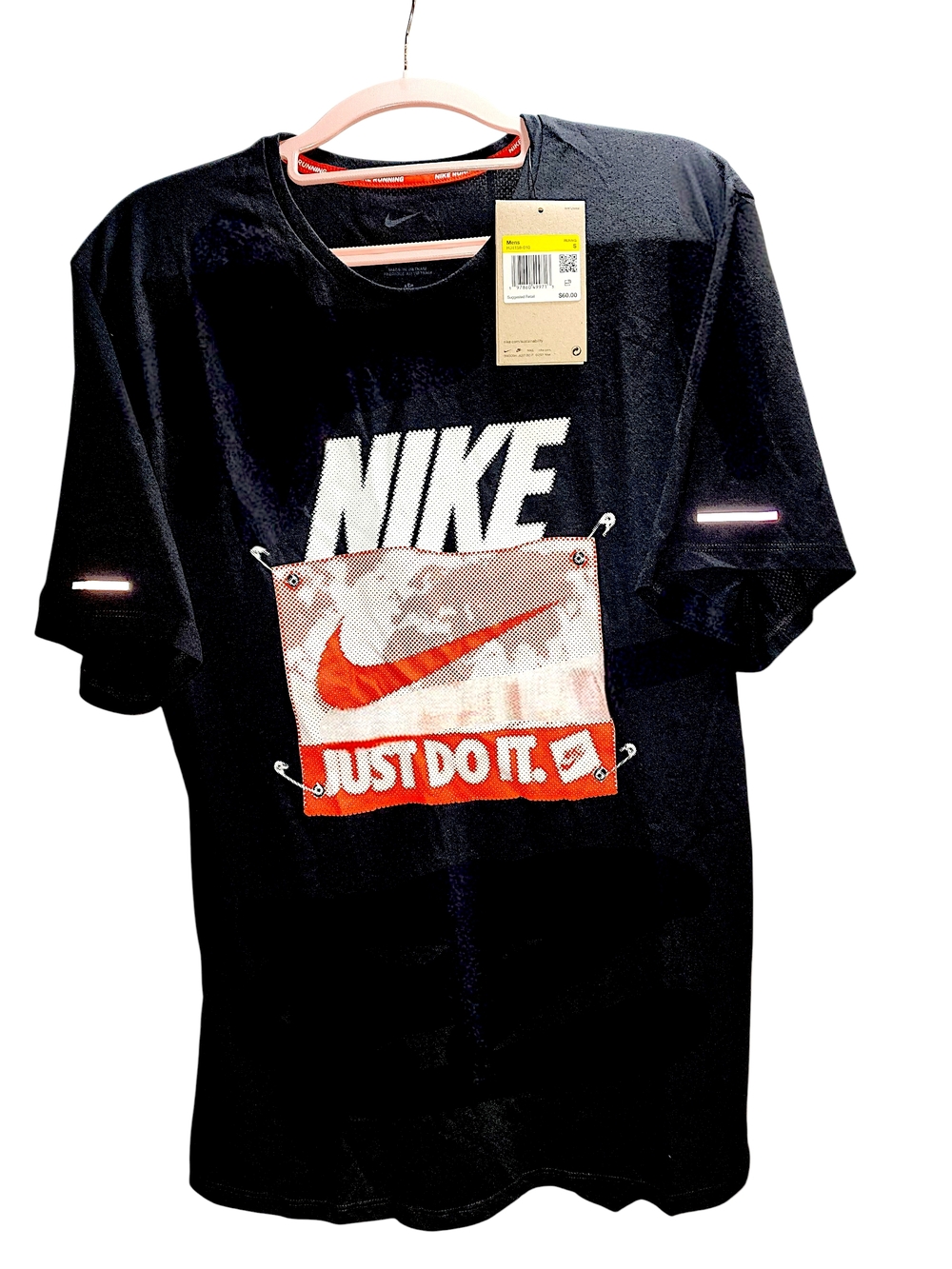 Nike Black Short-Sleeve Tee with Red and White 'Just Do It' Graphic